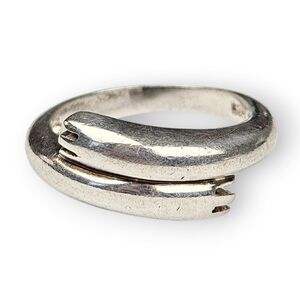 Sterling Bypass Crossover Band Ring Solid 925 Silver Grooved Ends Size 6.75